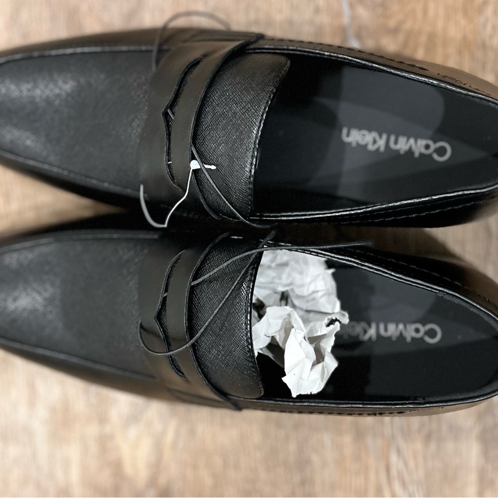 Calvin Klein Men's Black Textured Loafers